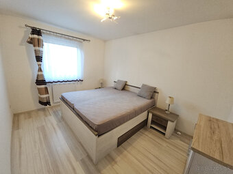 Samostatne stojaci nízkoenergetický 4 izbový bungalov v Most - 8