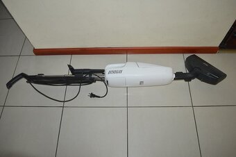 predam vysavac MIELE - 8