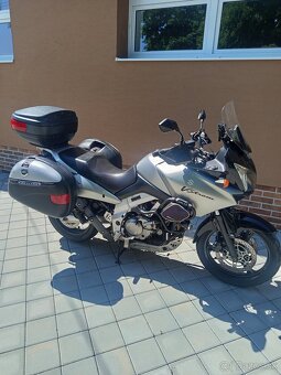 Suzuki dl 650 V-strom - 8