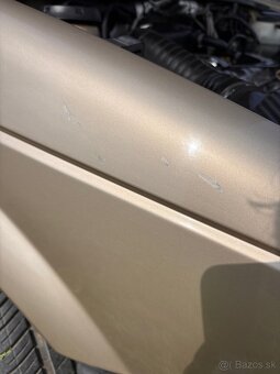 VW Passat B3 GL 1.8 benzín (zlatá farba) - 8