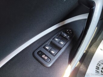 Citroën C5 Tourer 1.6 HDI 16V FAP - 8
