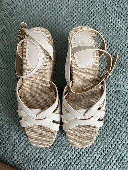 Sandále na platforme zn. H&M - 8