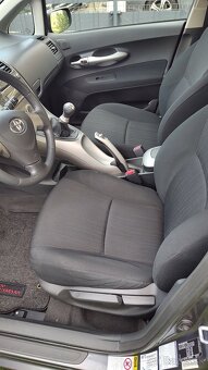 Toyota Auris - 8