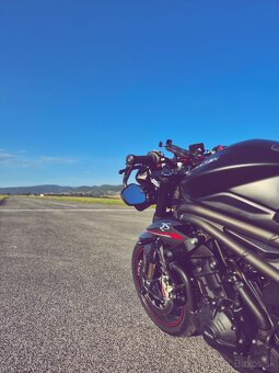 Triumph Speed Triple RS 2020 - 8