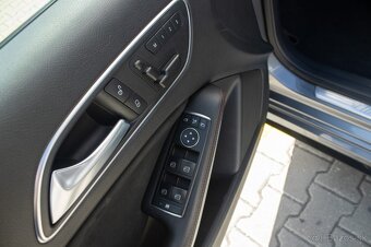 Mercedes Benz A45 AMG - 8