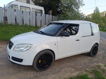 ŠKODA ROOMSTER PRAKTIK 1.2HTP 51KW R.V.2008 - 8