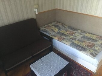 Prenajmem poschodie v rodinnom dome na kolibe - 8