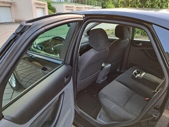 Ford Focus 1.8 TDCI 85 KW Ghia Facelift R.V.2009 - 8