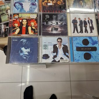 CD-čka...TAKE THAT,CAUGHT IN THE ACT,BACKSTREET BOYS.... - 8