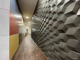 Predám veľký Obchodný priestor 180m2, v BA III - 8