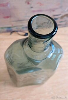 Staršie sklenené fľaše - 8