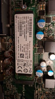 Dell OptiPlex 7040 - 8