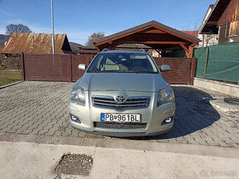 Toyota Avensis 2,2 D-Cat 130kW - 8