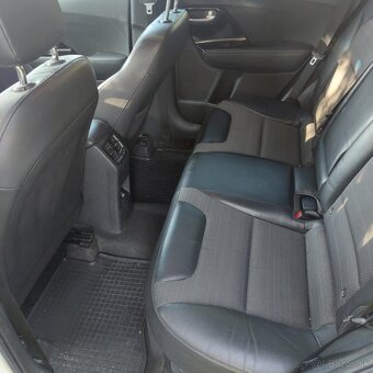 KIA Niro 1.6 GDi Plug-In Hybrid Gold - 8