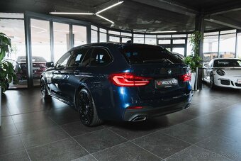 BMW 540i Touring xDrive M Sport - 8