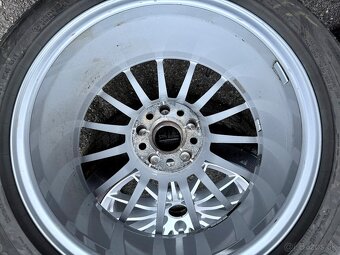 ORIGINAL ZIMNÁ SADA AUDI R17 + pneu 225/50 R17 - 8