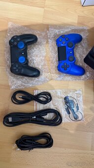 🎮 PlayStation 4 Slim – 500 GB + 2 ovládače + handsfree - 8