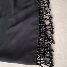 Spoločenské čierne šaty s korálkami, lurex dámske šaty - 8