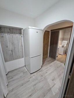 Prenajmem 1,5 izbový byt - 8