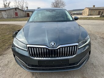 Škoda Superb 2.0 140kW - 8