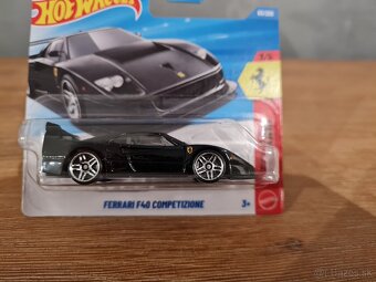 FERRARI 2026 Mini Seria - 8