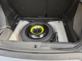 Peugeot 2008 GT 130 ,8 rychlostní automat,23 TKM - 8