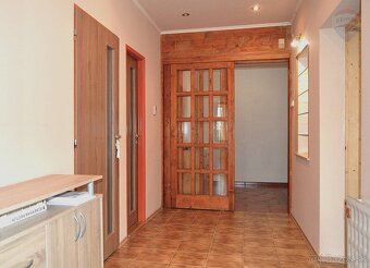 REZERVOVANÉ Predaj rodinný dom Čifáre - 8