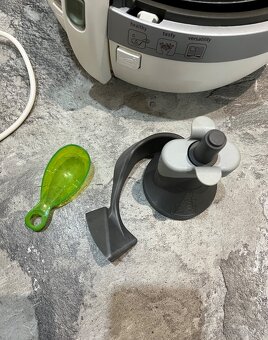 Tefal FZ 700038 ActiFry teplovzdušná fritéza - 8