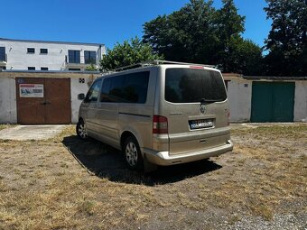 Volkswagen Multivan 2.5 TDI 7 miestne - 8