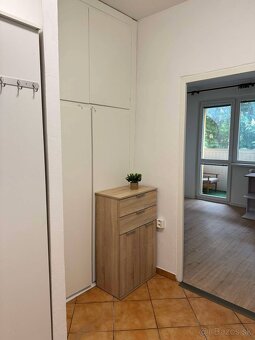 Prenajom 3 izbovy byt Terasa - 8