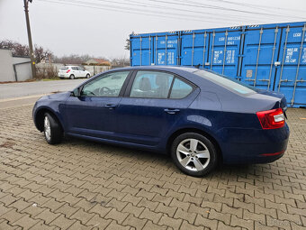 Škoda Octavia 1.6 TDI Style modrá - 8