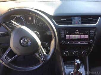 ŠKODA OCTAVIA 3 RS - 8