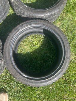 235/40 R18 Celoročné Superia - 8