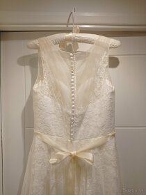 Svadobné šaty s čipkou, navrhnuté dizajnérkou Anna Sorrano - 8