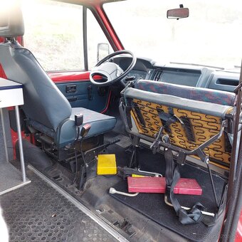 Renault Trafic 4x4 - obytná dodávka - karavan - 8