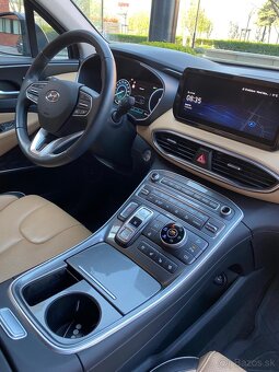 Na predaj: Hyundai SANTA FE 1.6 T-GDi HEV PREMIUM ( Hybrid ) - 8