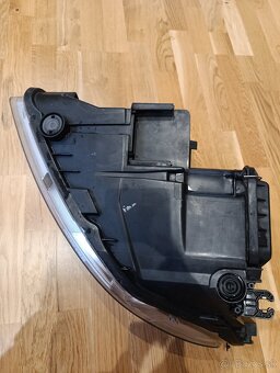 Predný pravý svetlomet Seat EXEO do 06/2011 - 3R1941006D - 8