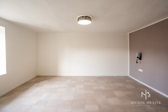 REZERVOVANÉ Ponúkame Vám exkluzívne na predaj rodinný dom na - 8