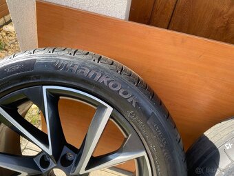 VEGA Grau orig.skoda Superb3V 5x112 8j x19 ET 45 VW - 8