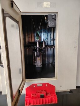 Obráběcí centrum AXA DBZ - 8