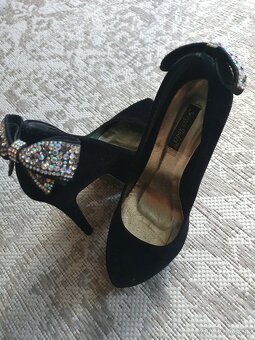 Predám krásne high heels - 8