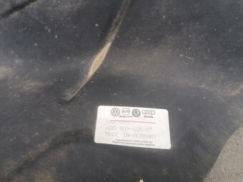 Stĺpik stredový Fabia1, ľavý - 8