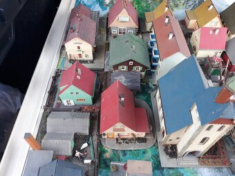 Modelová železnica-domčeky...TT...1:120... - 8