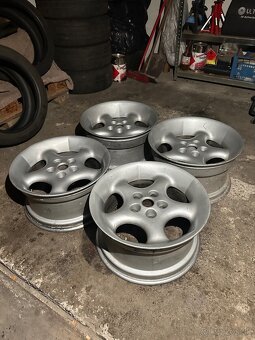 Fondmetal top1 R17 5x120 - 8
