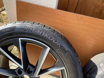 VEGA orig.skoda Superb3V 5x112 8j x19 ET 45 VW - 8