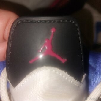 Nike Jordan - 8