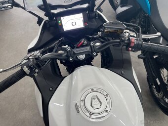 CFMOTO 650GT Premium - 8