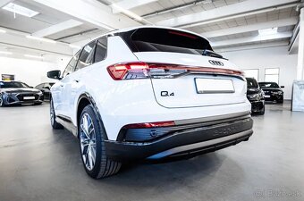 Audi Q4 e-tron - 8