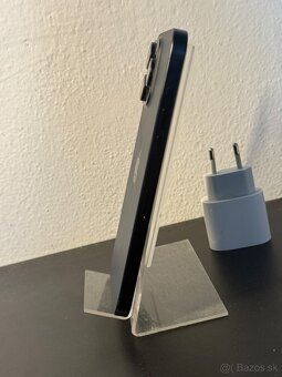 Predám Apple iPhone 15 PRO MAX 256GB Modrý Titanium - 8