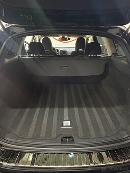 Volvo XC60 2.4 D4 - 8